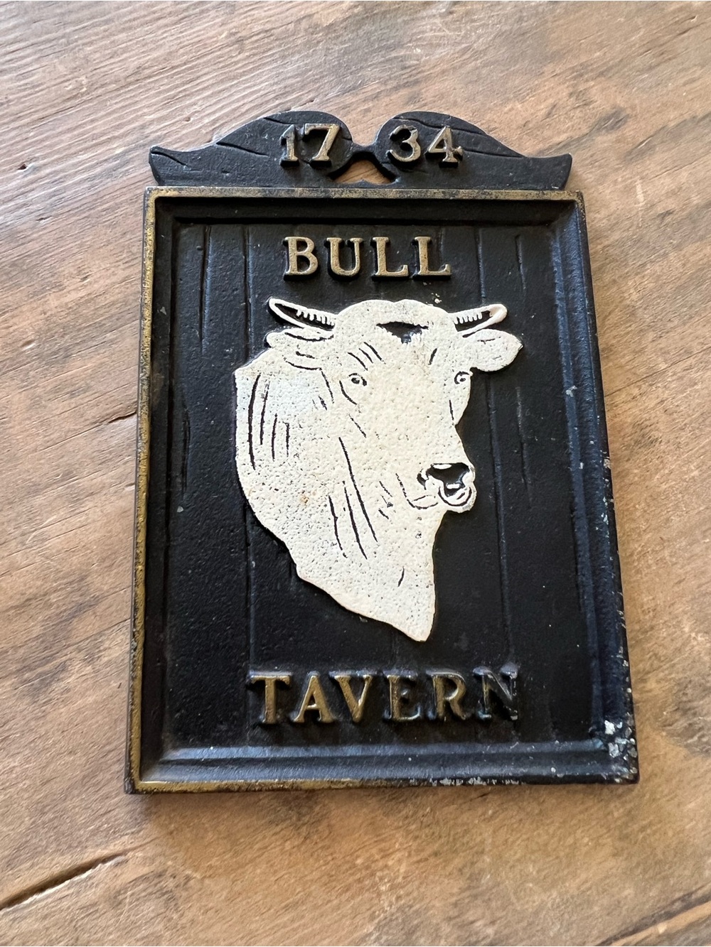 Bull Tavern Wall Plaque - Black & white & gold
